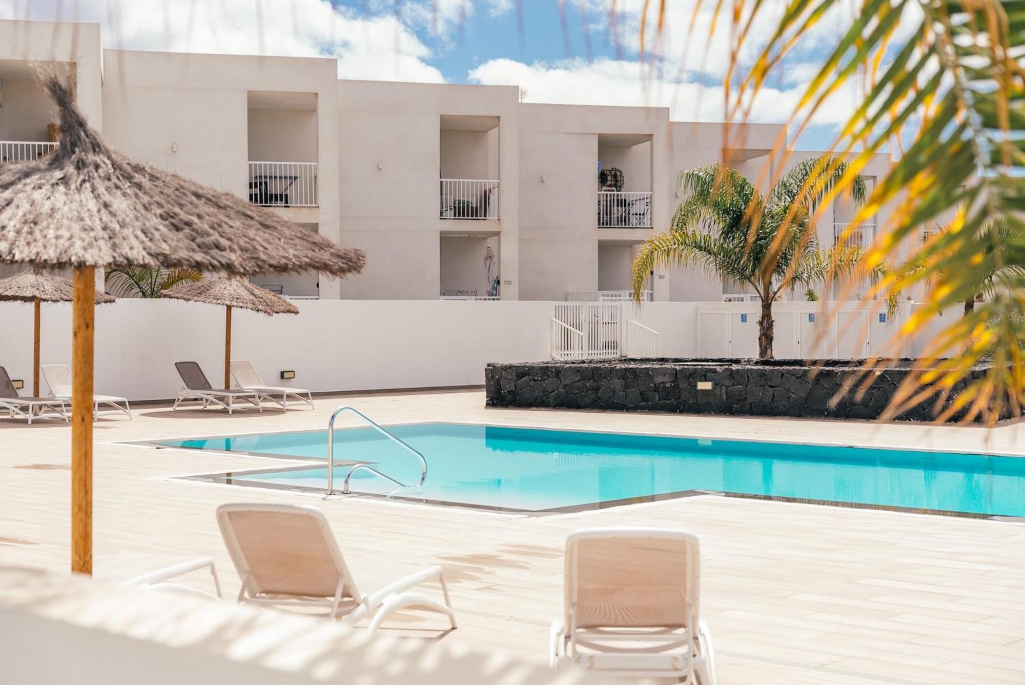 Piso Tranquilo,piscina Comunitaria.zona Turística *